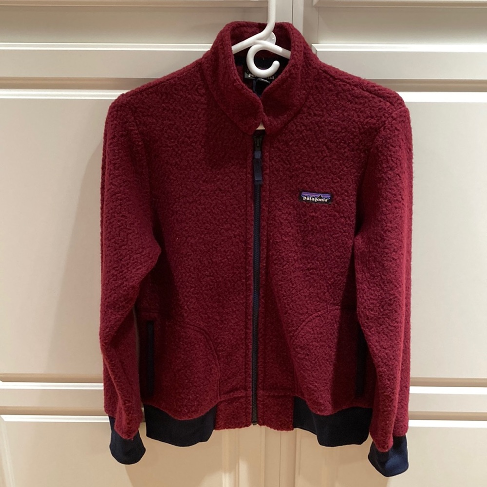 EUC Patagonia Woolyester fleece jacket. Size S.